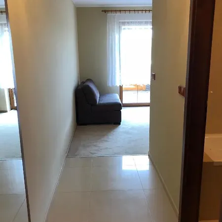 Apartman J 102 *