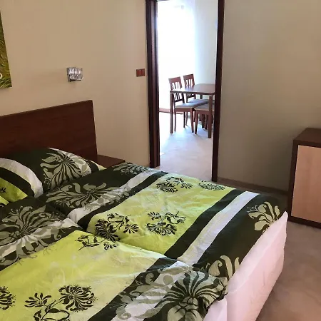 Apartman J 102 Велька-Ломница