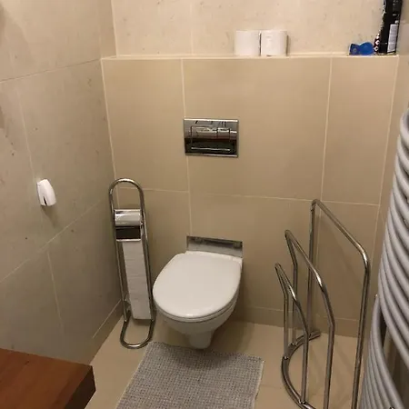Апартаменты Apartman J 102 *